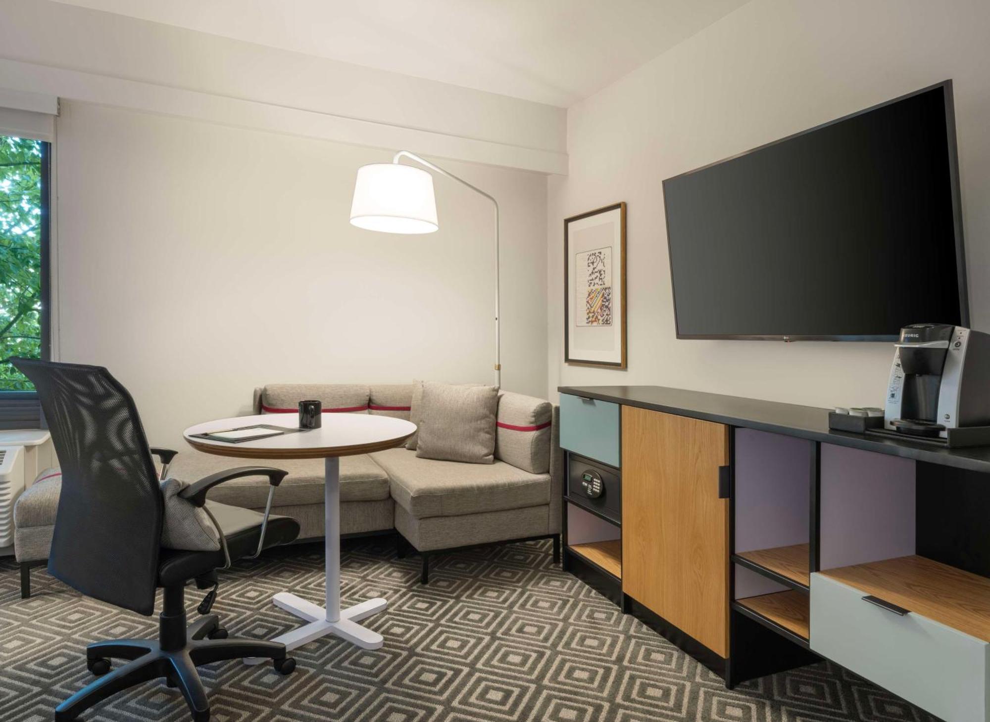 Freepoint Hotel Cambridge, Tapestry Collection By Hilton Eksteriør billede