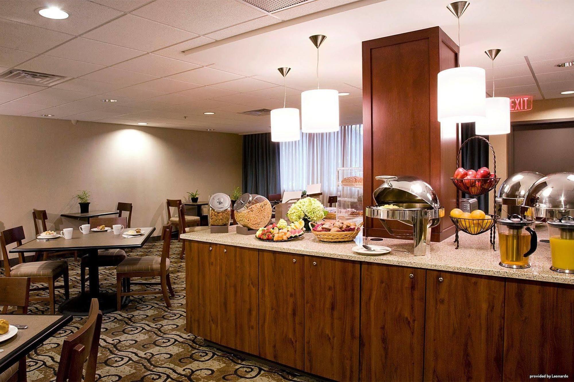 Freepoint Hotel Cambridge, Tapestry Collection By Hilton Restaurant billede